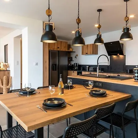 Grand Appartement, Belle Vue * Olmeto (Corsica)