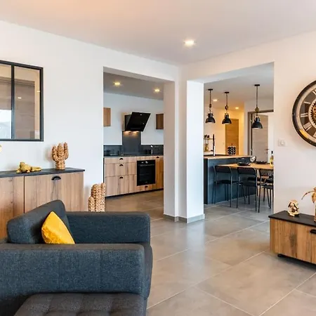 Grand Appartement, Belle Vue Olmeto (Corsica)