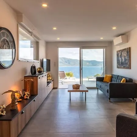 Grand Appartement, Belle Vue Apartment Olmeto (Corsica)